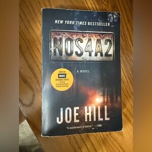 Dark Horror Paperback Novel – NOS4A2 by Joe Hill Stephen King
